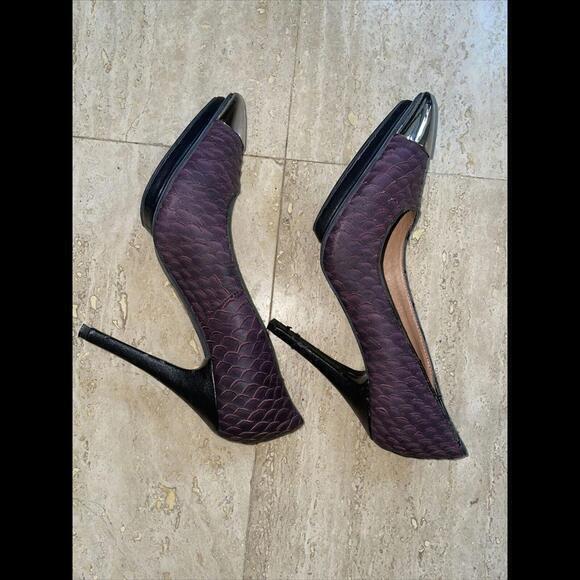 Jeffrey Campbell Ibiza Last Snakeskin Texture Heels Size 9 Purple Burgundy - Picture 7 of 7